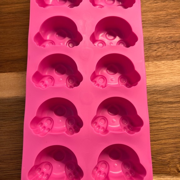 Easter Dog Basket - Picture 10 of 12